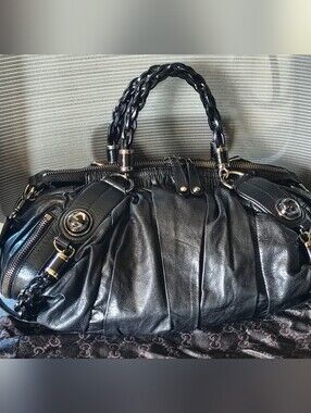Gucci Hysteria Galaxy Medium Top Handle Bag Black Leather — Full Set